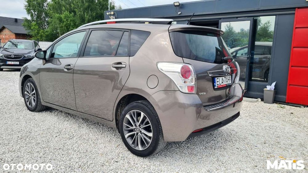 Toyota Verso - 2