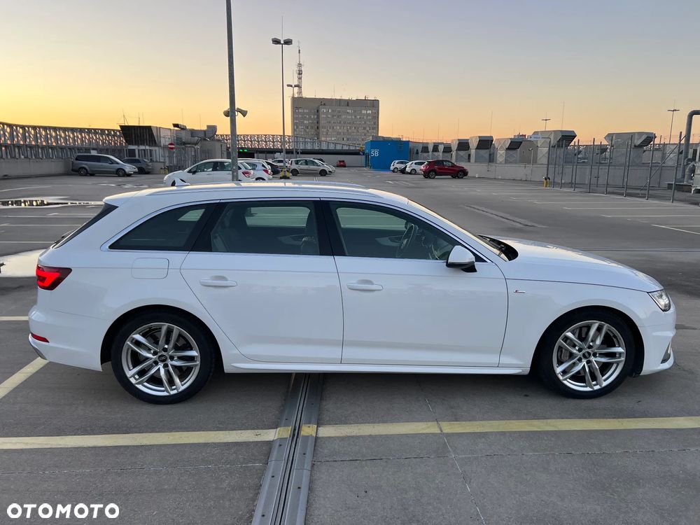 Audi A4 Avant 45 TDI quattro tiptronic S line - 4