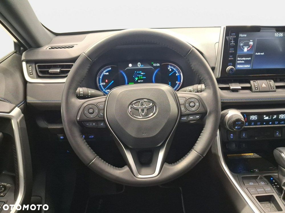 Toyota RAV4 - 16