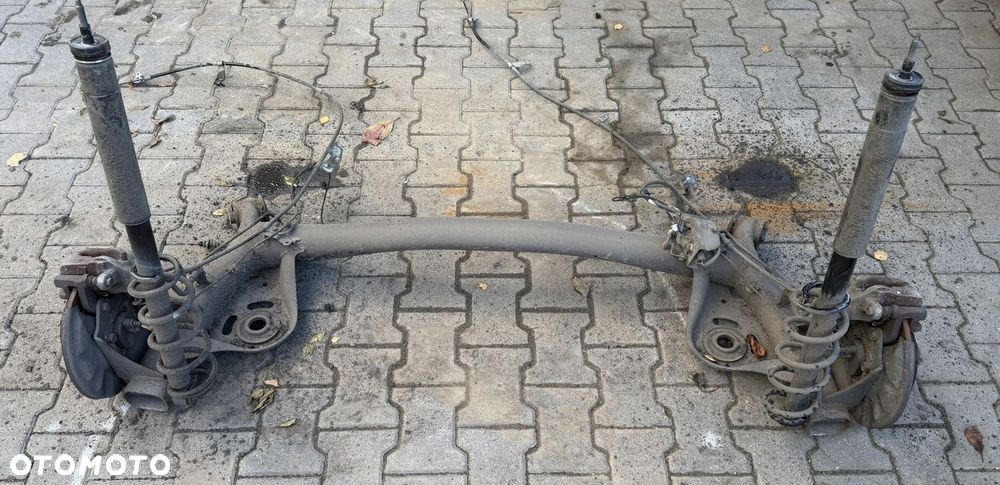 suzuki vitara iii belka zawieszenia tył kompletna 2wd - 1