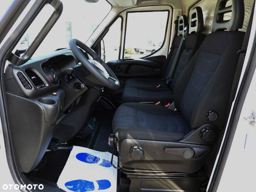 Iveco DAILY CHŁODNIA KONTENER -10*C WINDA 9 PALET ZASILANIE 230V TEMPOMAT PNEUMATYKA AUTOMAT HI-MATIC BLIŹNIACZE KOŁA KLIMATYZACJA  170KM - 29