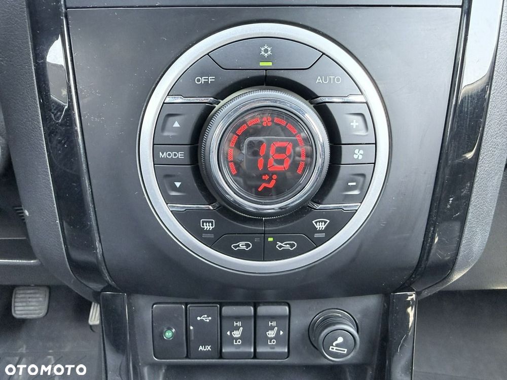 Isuzu D-Max 1.9 DC LS - 28