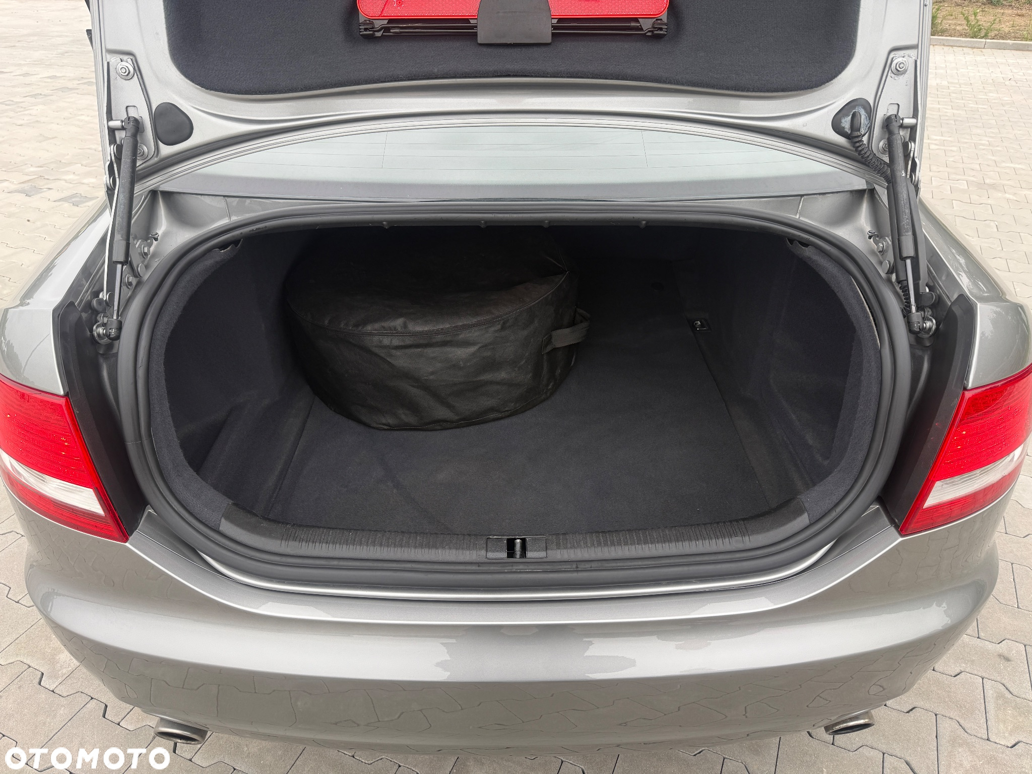 Audi A6 2.4 - 7