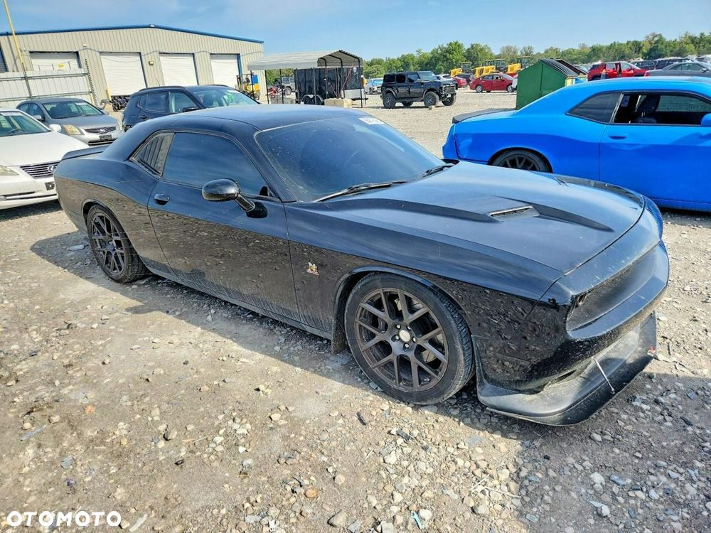 Dodge Challenger 6.4 Scat Pack - 1