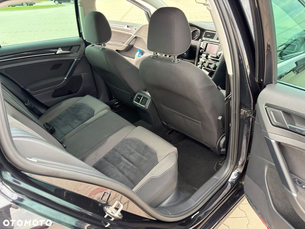 Volkswagen Golf Variant 2.0 TDI BlueMotion Technology DSG Edition - 17