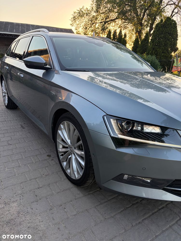 Skoda Superb 2.0 TDI 4x4 DSG L&K - 9