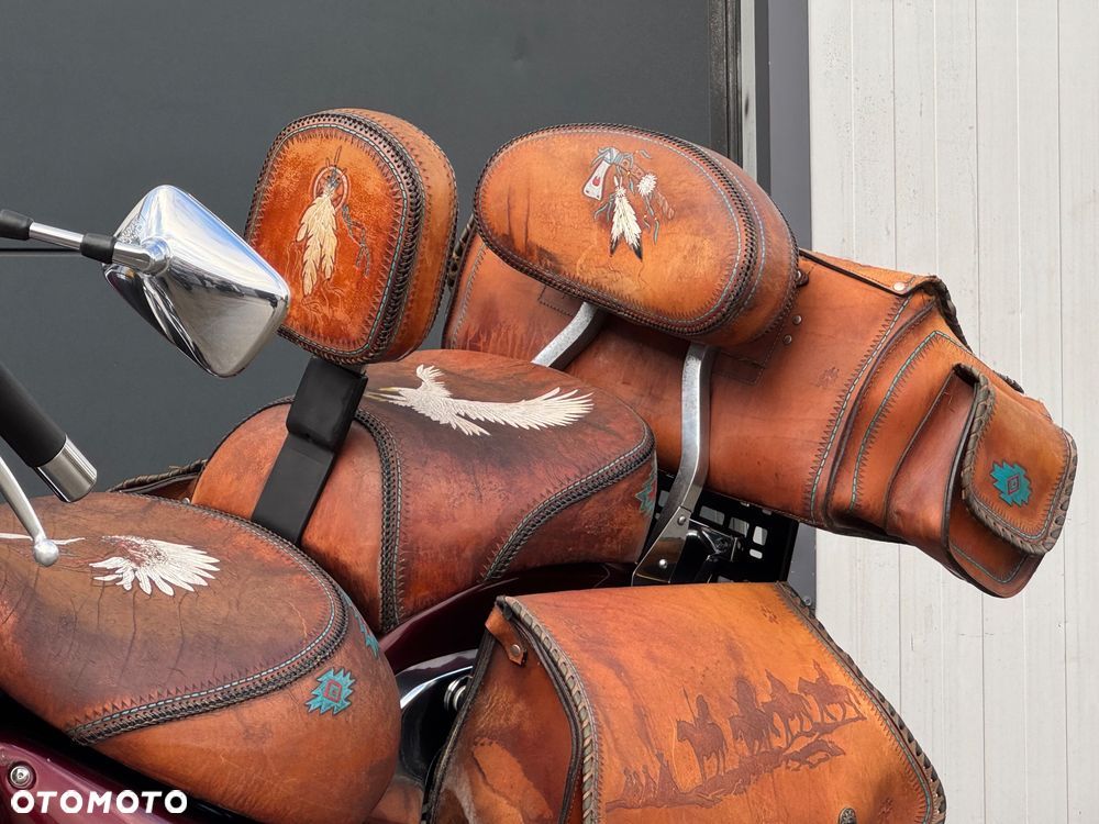 Suzuki Intruder - 22