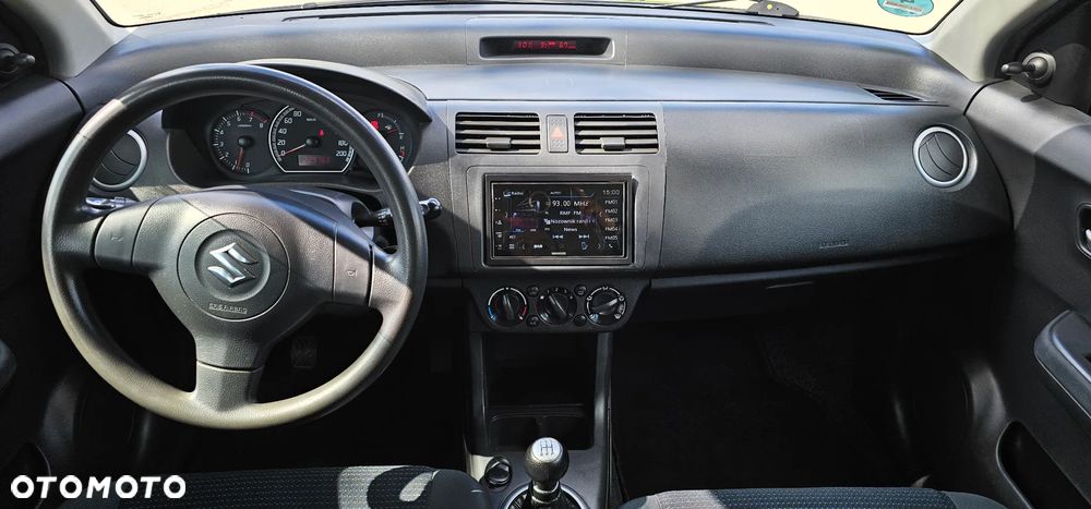 Suzuki Swift 1.3 Classic - 26