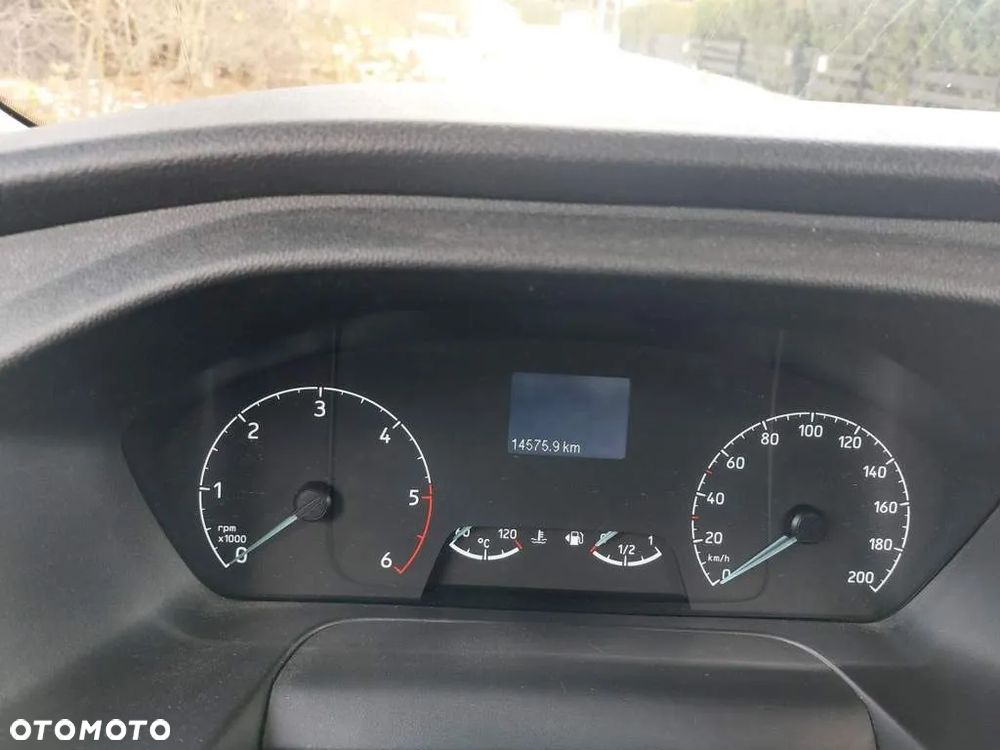 Ford CHALLENGER - 11