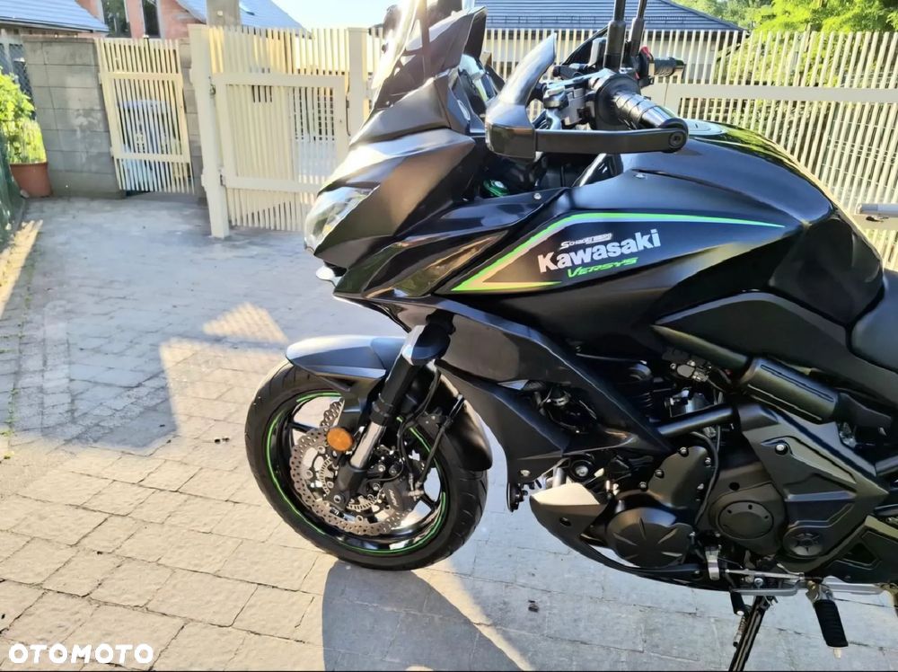 Kawasaki Versys 650 - 22