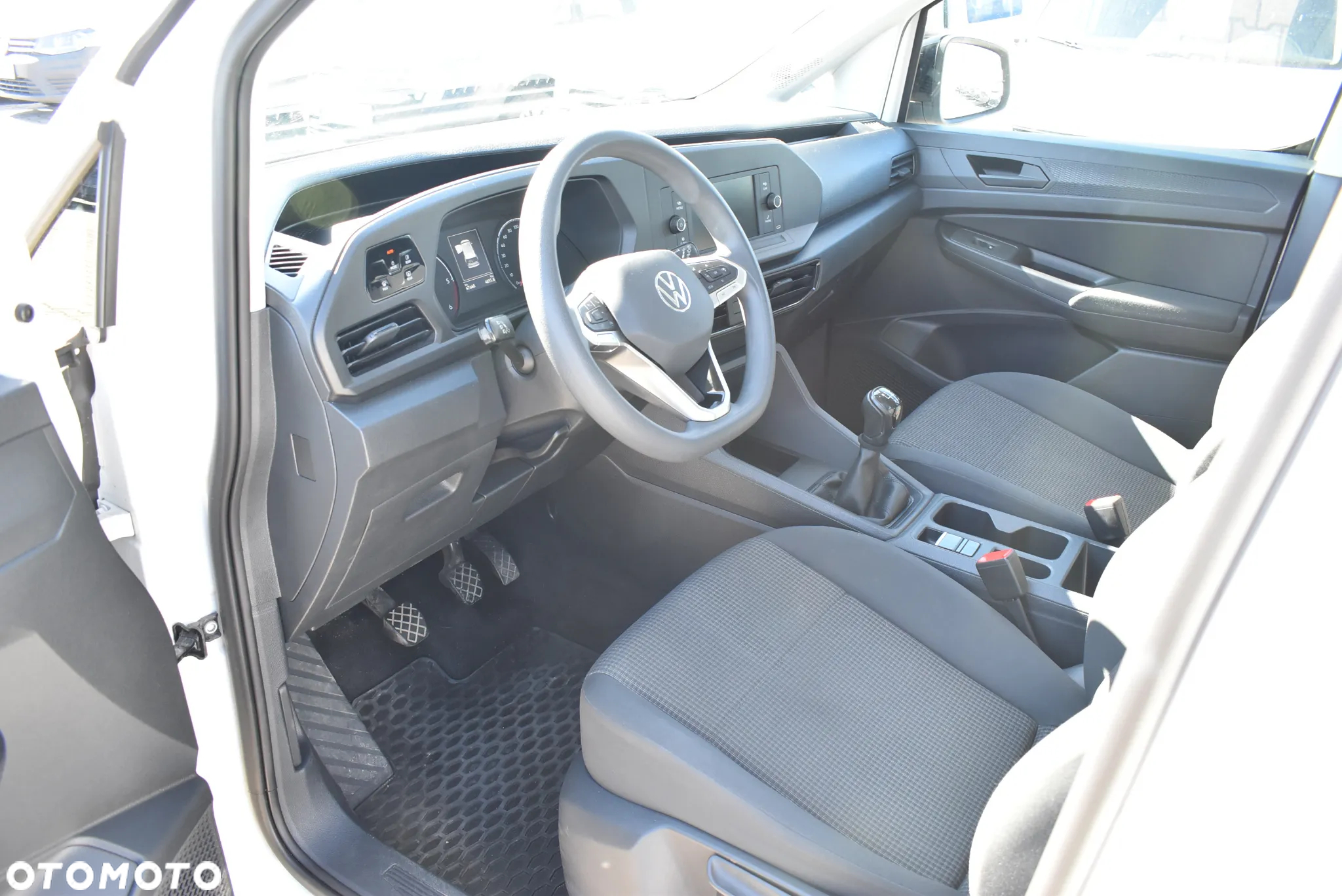 Volkswagen Caddy - 9