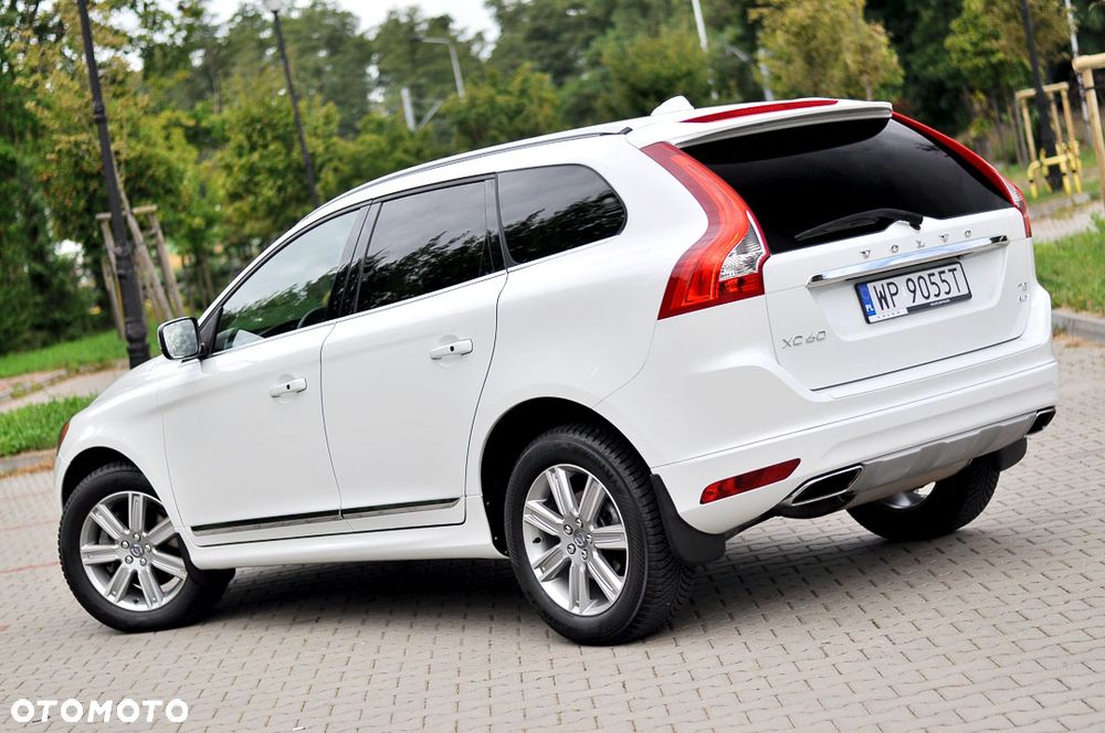 Volvo XC 60 T5 AWD Inscription - 11