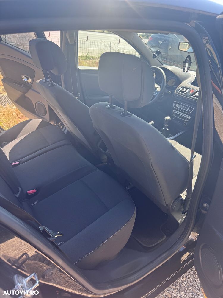 Renault Megane 1.5 dCi Dynamique - 11