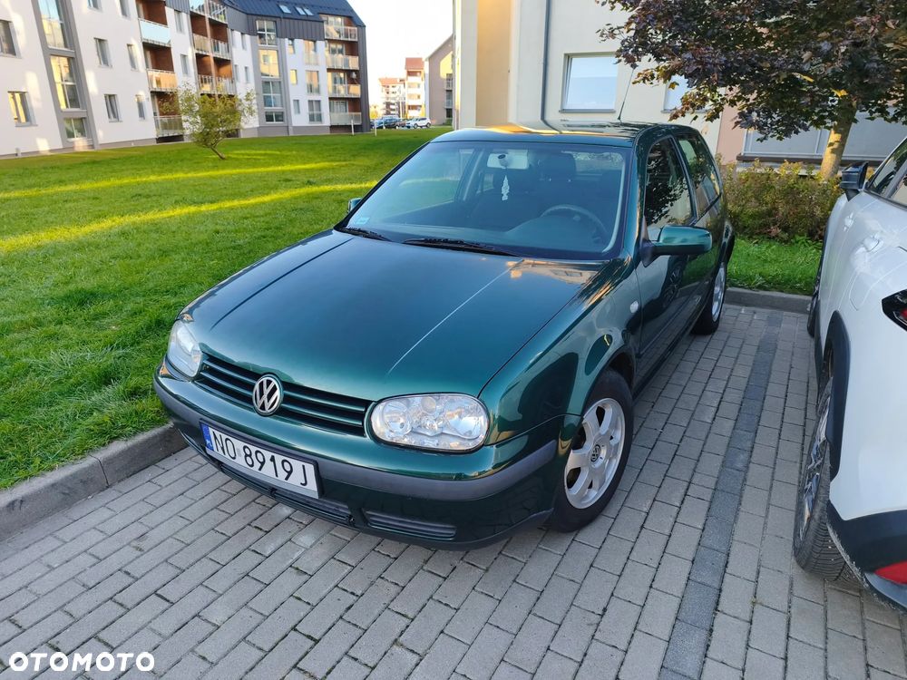 Volkswagen Golf - 14