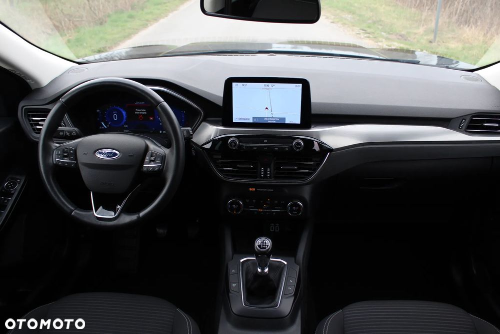 Ford Kuga 2.0 EcoBlue Hybrid TITANIUM X - 38