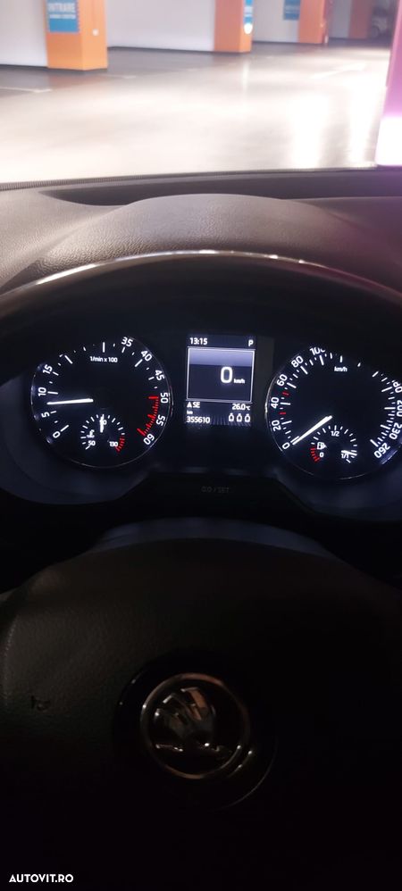 Skoda Octavia 2.0 TDI STYLE DSG - 14