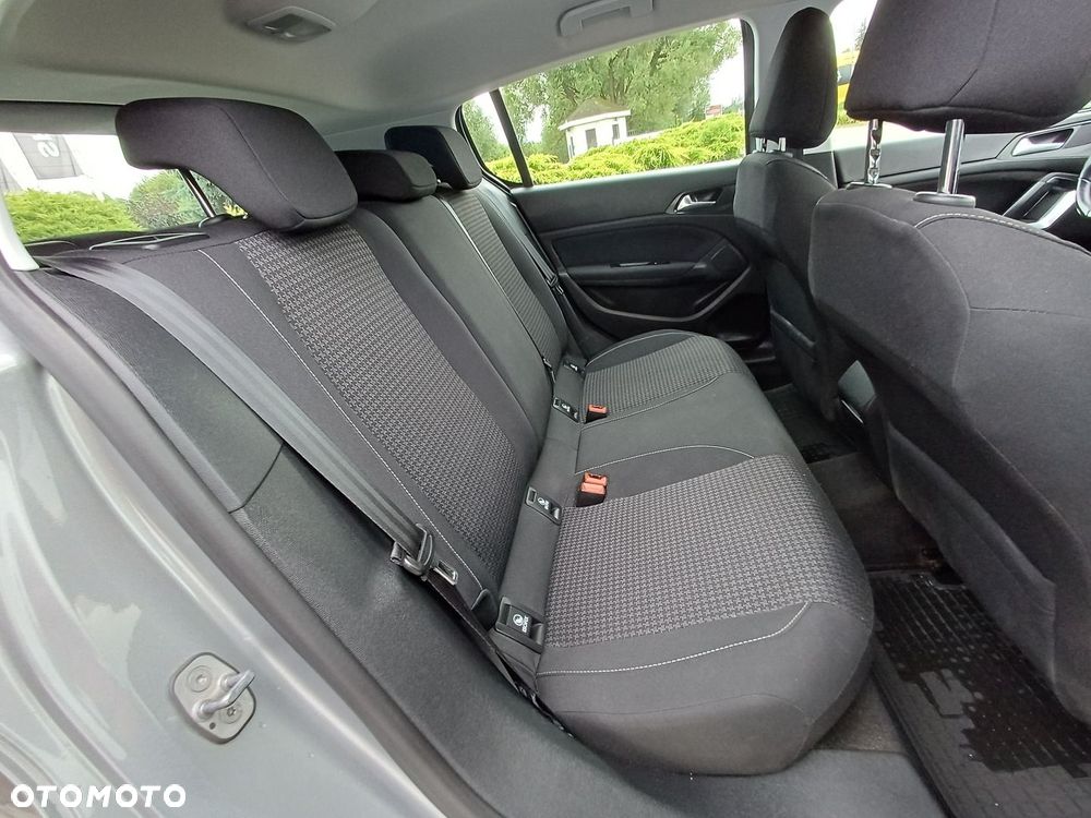 Peugeot 308 - 30