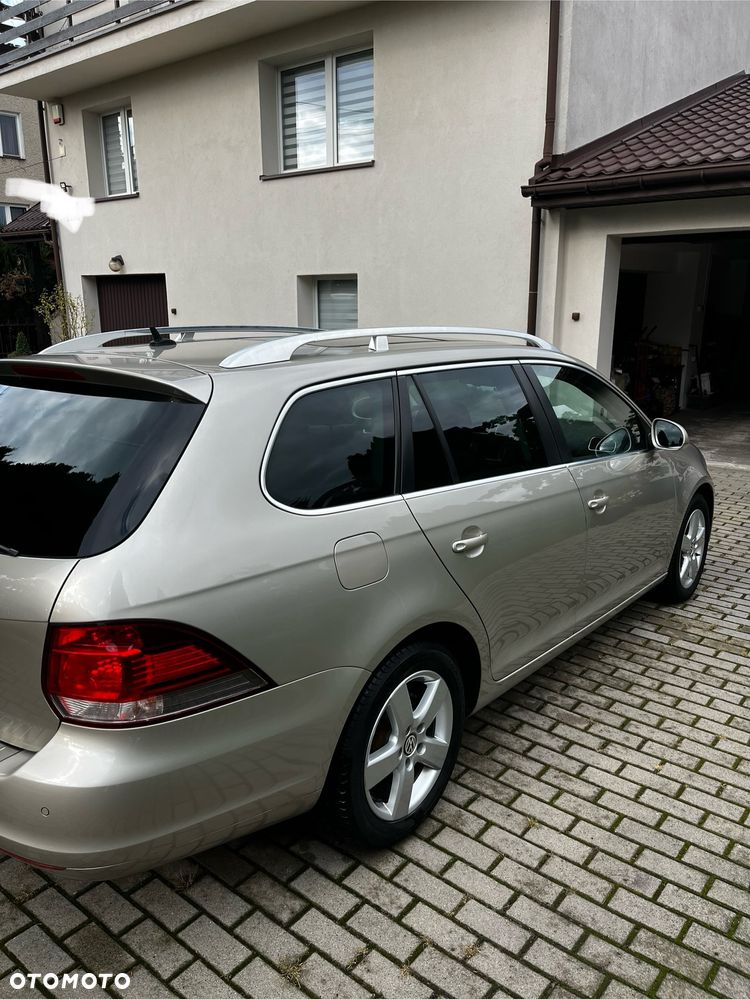 Volkswagen Golf - 5