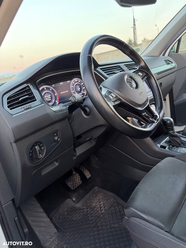 Volkswagen Tiguan 2.0 TDI 4Mot DSG Highline - 9