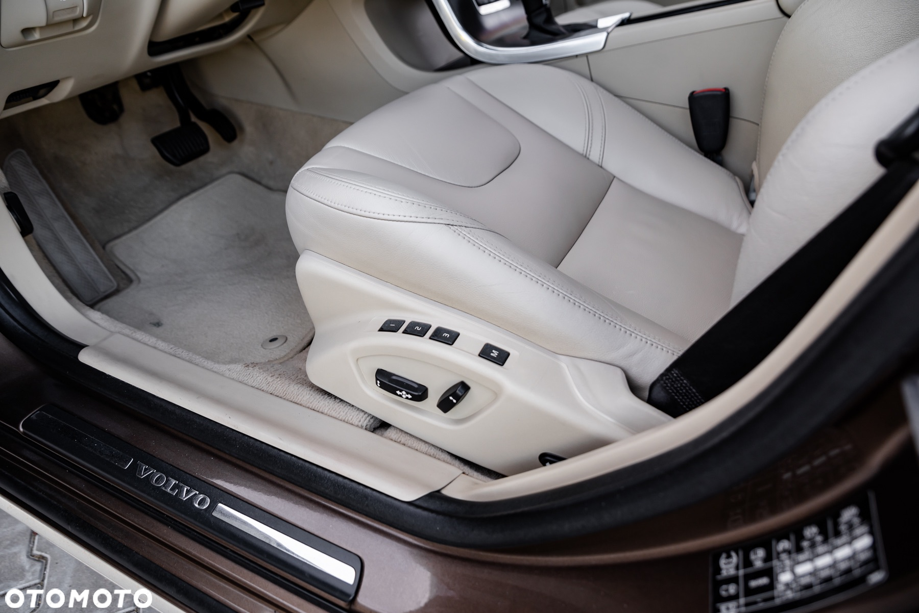 Volvo V60 Cross Country T5 Geartronic Summum - 25