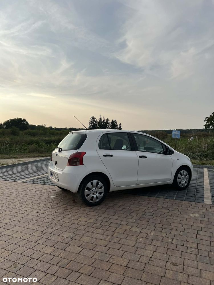 Toyota Yaris 1.4 D-4D Luna A/C - 4