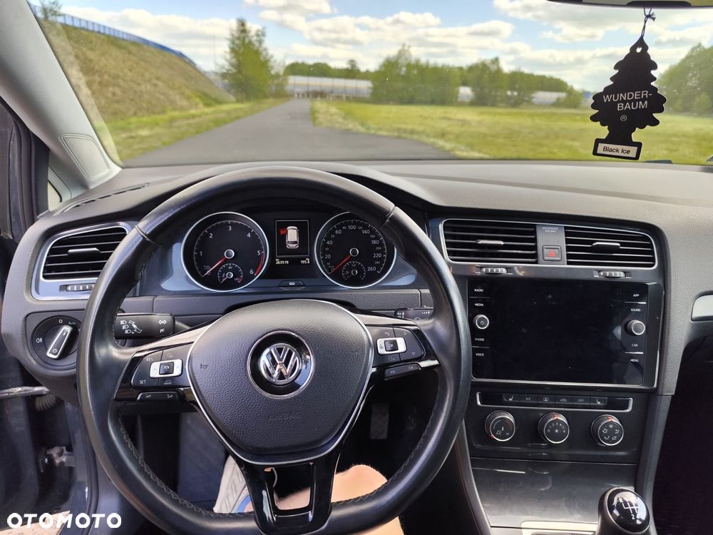 Volkswagen Golf 2.0 TDI BMT Comfortline - 19