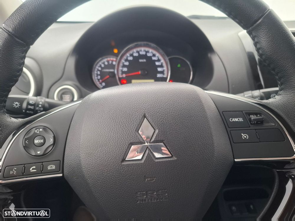 Mitsubishi Space Star 1.2 Connect Edition - 11