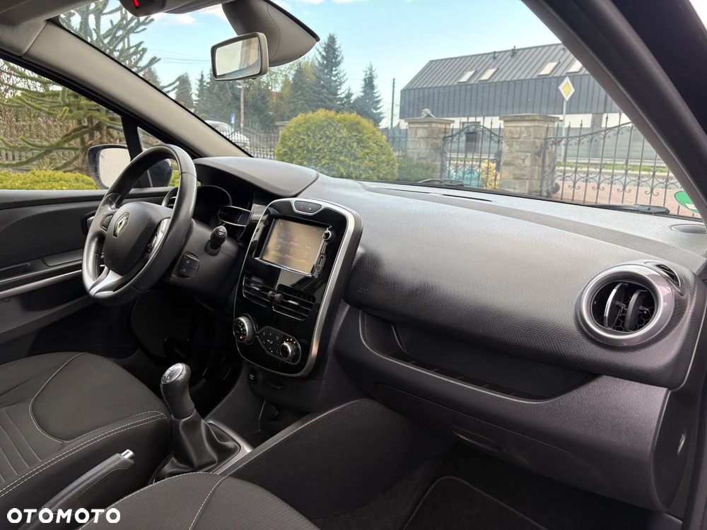 Renault Clio TCe 90 Limited - 18