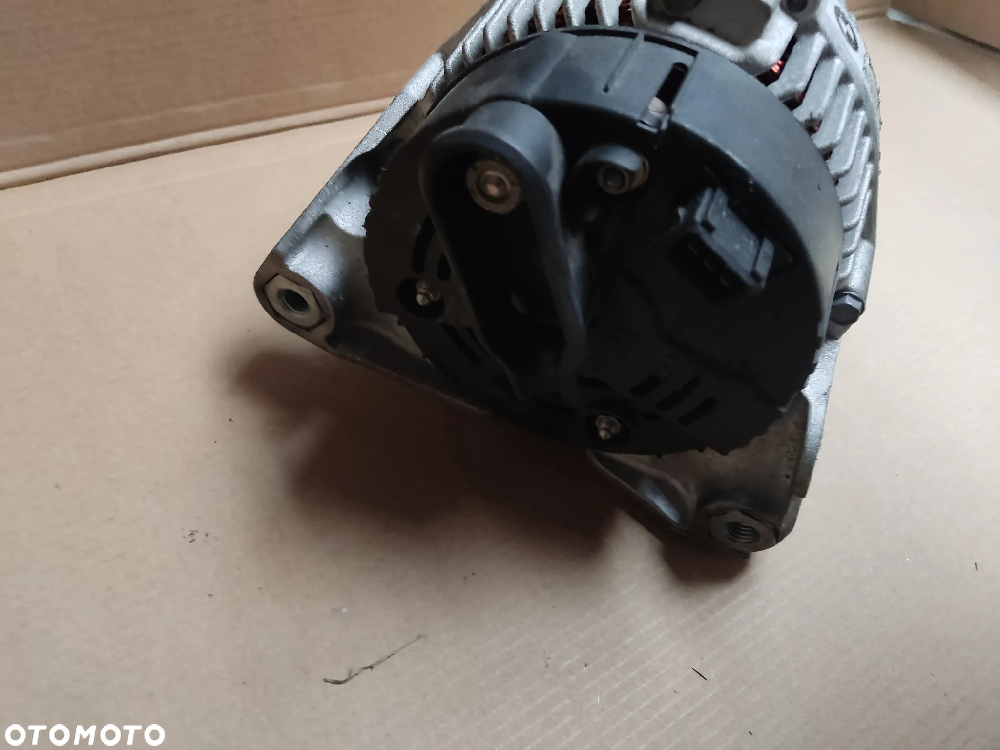 BMW E46 1.8i ALTERNATOR 7509110 2549302 - 2