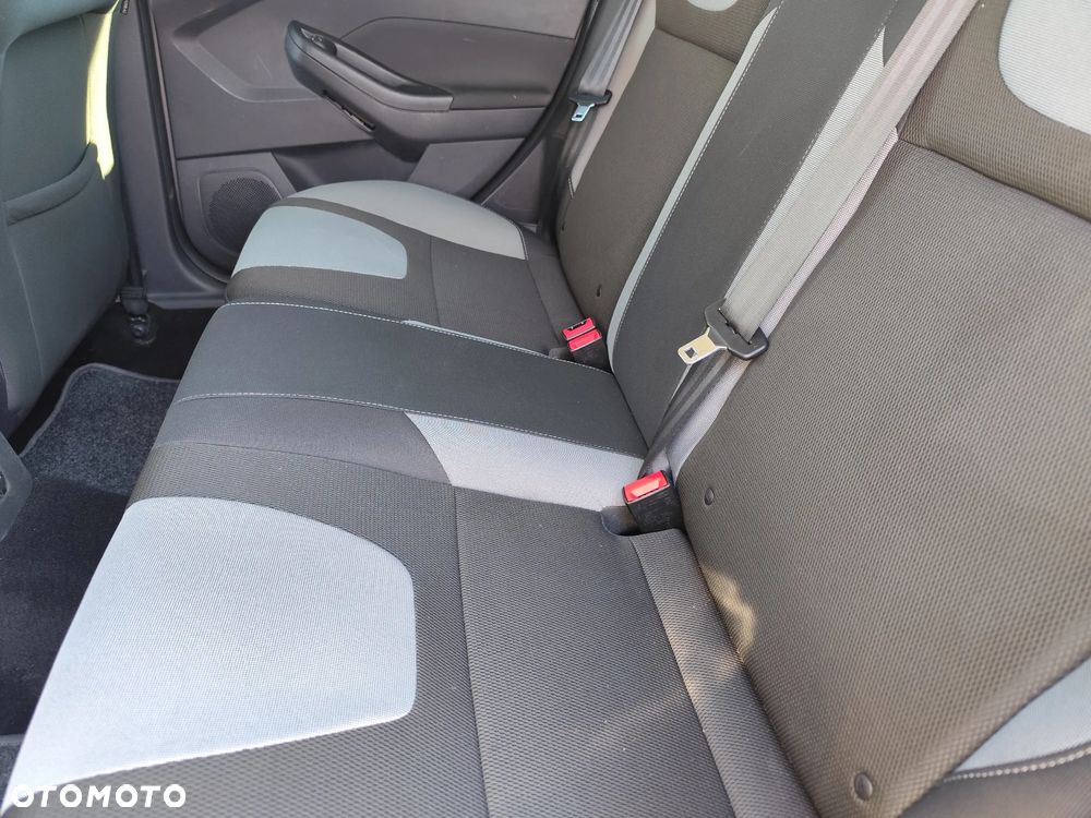 Ford Focus 1.6 TI-VCT Champions Edition - 19