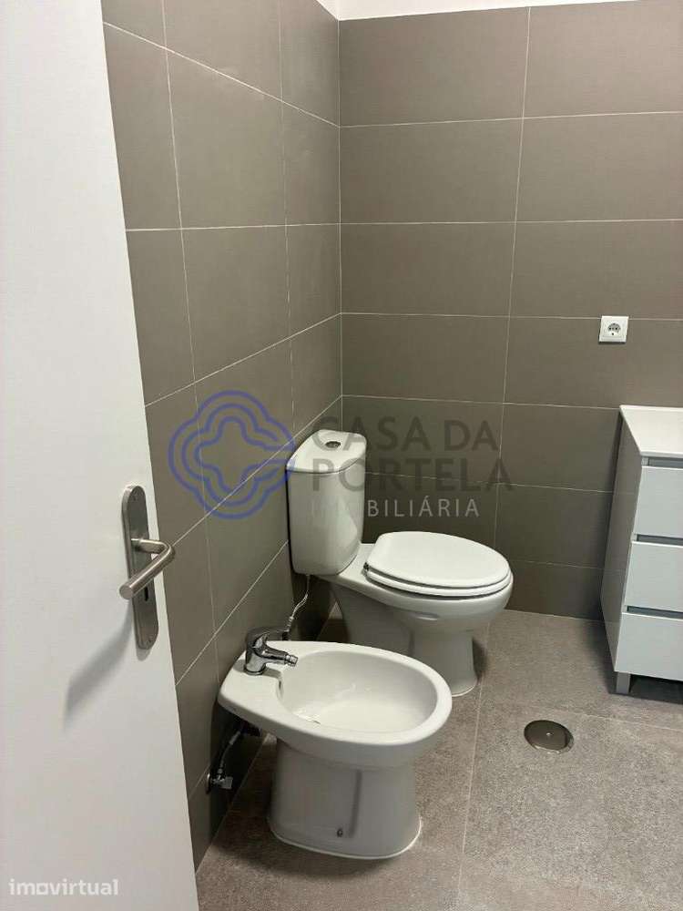 Apartamento T3 em Darque junto á Nacional - Grande imagem: 5/17
