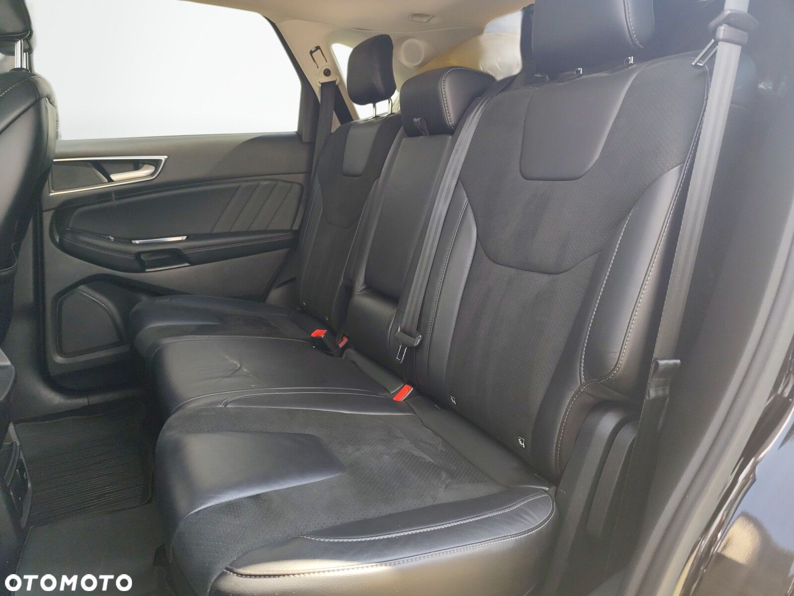 Ford Edge - 15