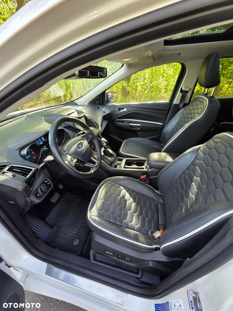 Ford Kuga Vignale 2.0 TDCi AWD - 18