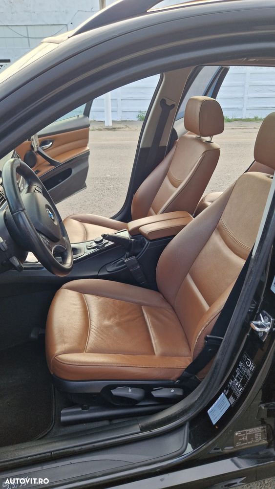 BMW Seria 3 320d - 12