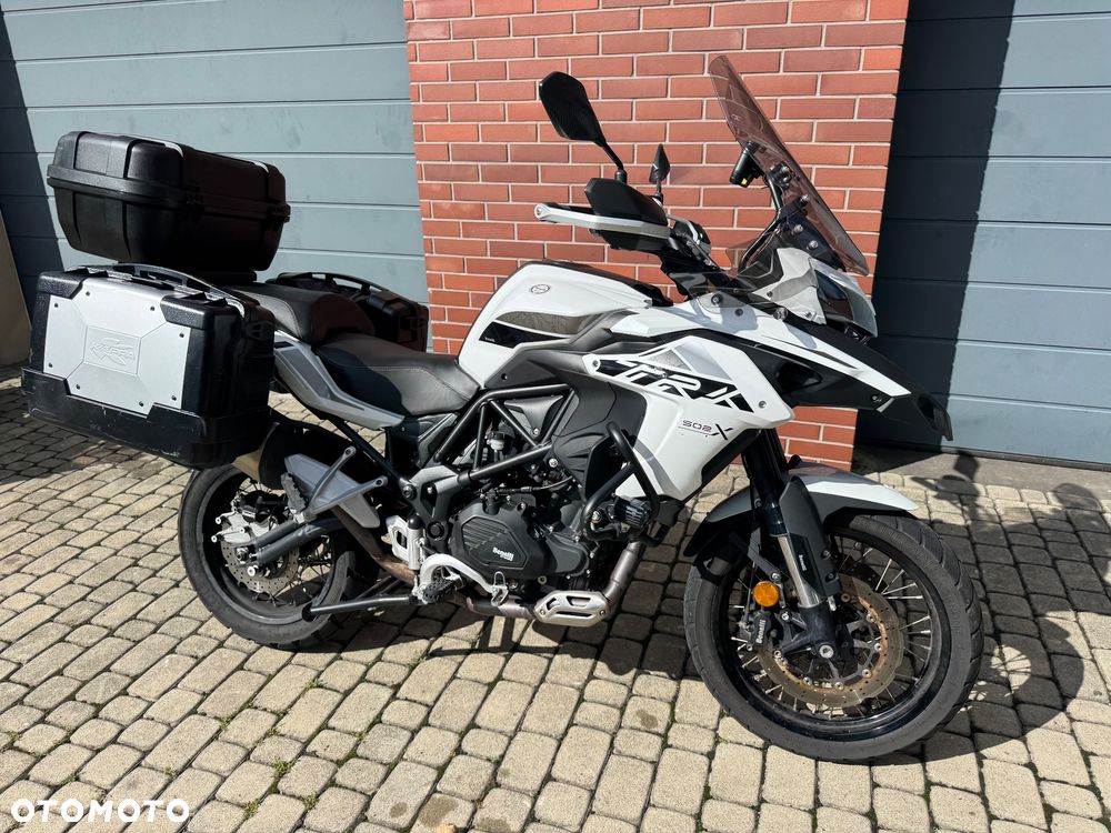 Benelli TRK 502X - 14