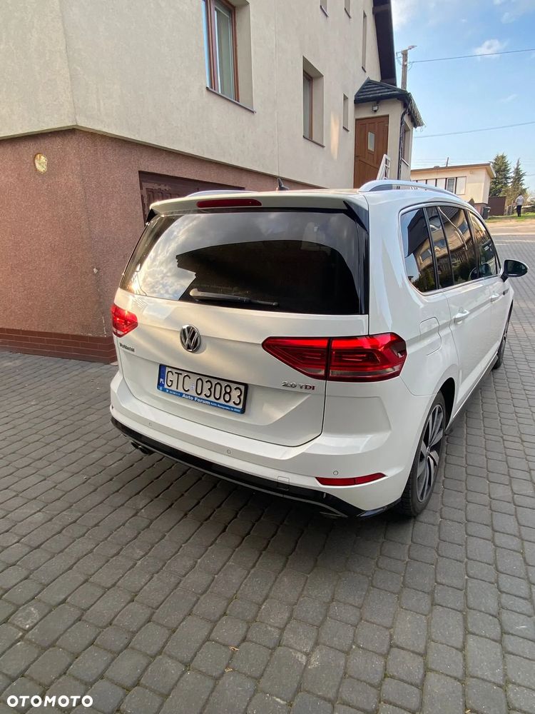 Volkswagen Touran - 3