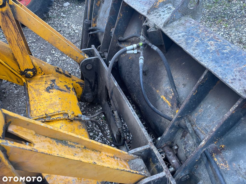 JCB 3CX - 8