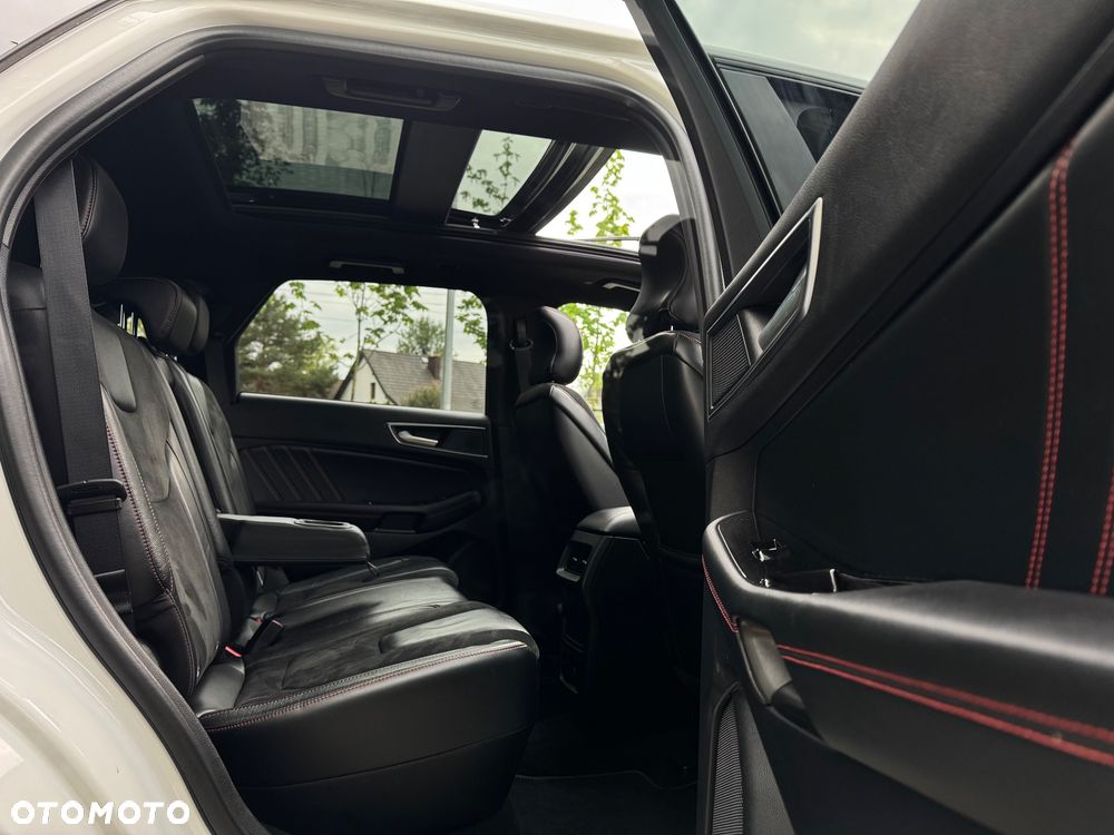 Ford Edge 2.0 EcoBlue Bi-Turbo 4x4 ST-LINE - 32