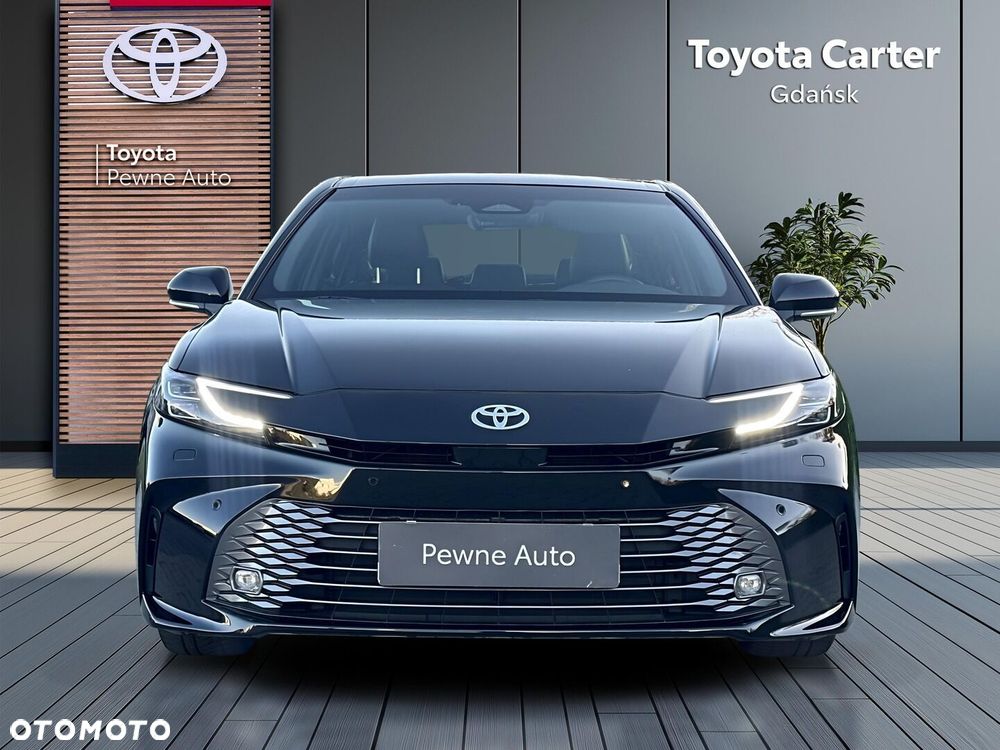 Toyota Camry - 9