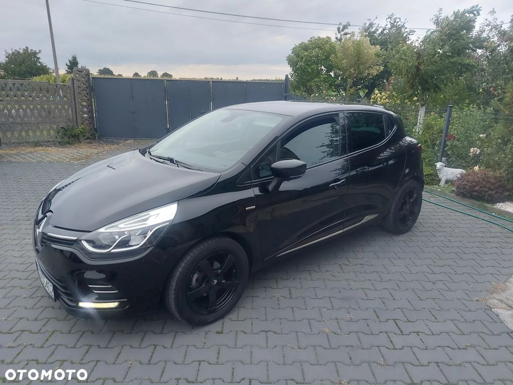 Renault Clio - 7