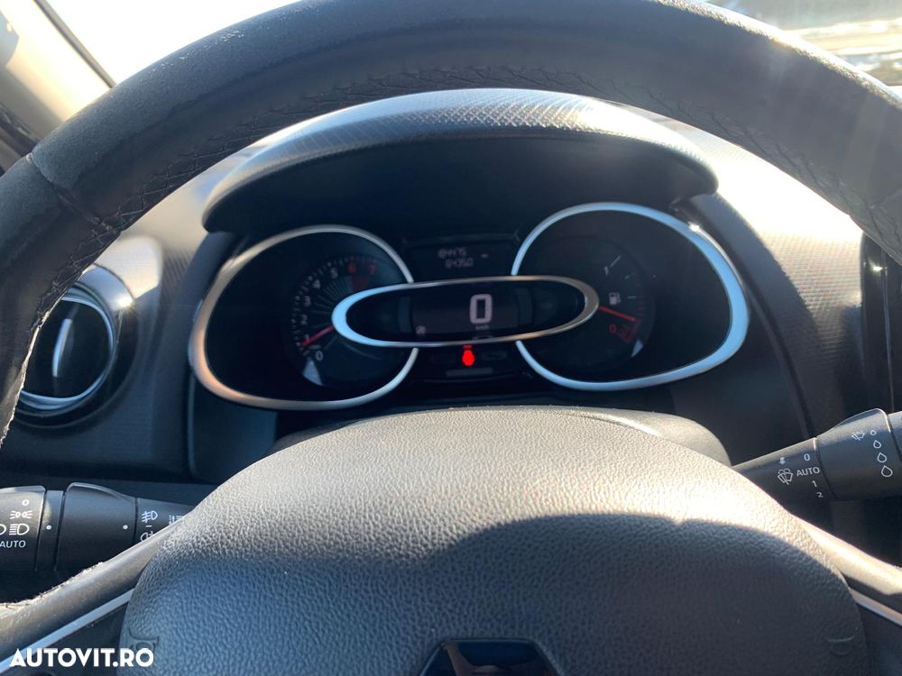 Renault Clio ENERGY TCe 90 Start & Stop Experience - 12