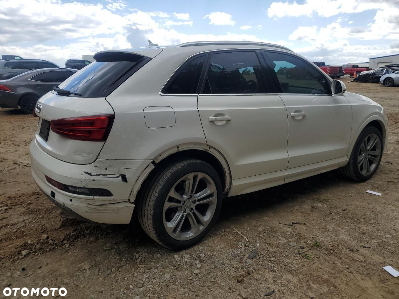 Audi Q3 - 4