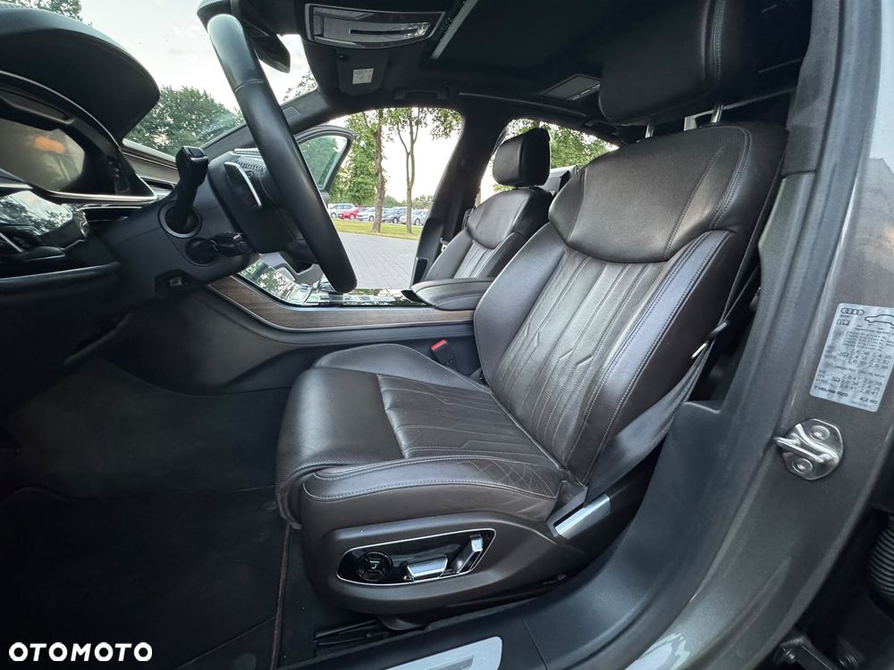Audi A8 L 55 TFSI quattro tiptronic - 17