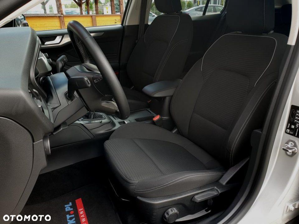 Ford Focus - 29