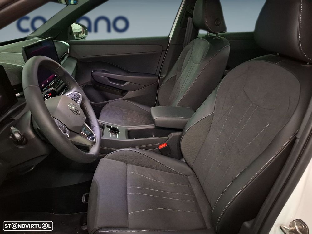 VW T-Roc 1.5 eTSI Style DSG - 11