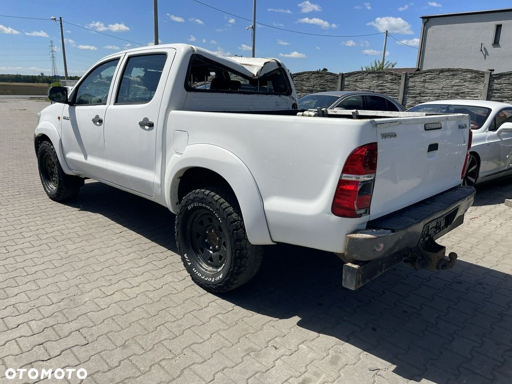 Toyota Hilux 4x4 Double Cab - 4