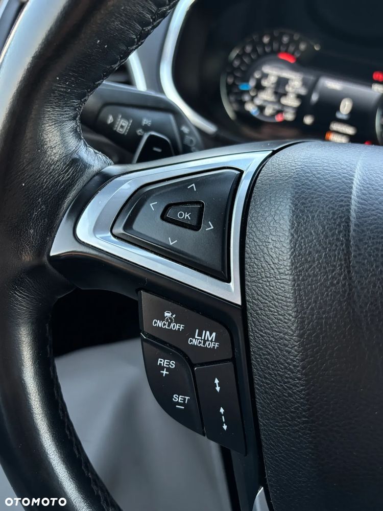 Ford S-Max 2.0 EcoBlue Titanium - 13