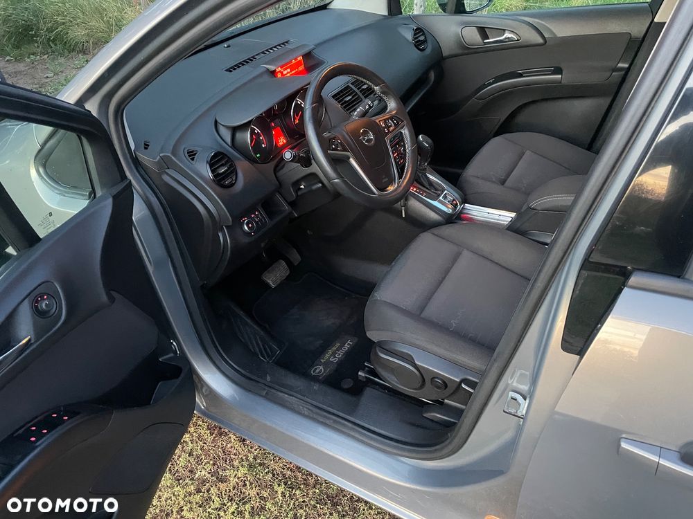 Opel Meriva - 9