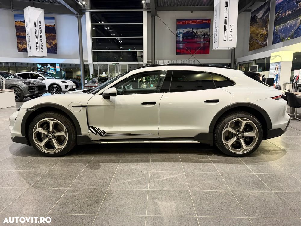 Porsche Taycan 4 - 14