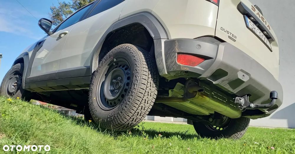 Dacia Duster 1.6 Full Hybrid 140 Extreme MMT - 15